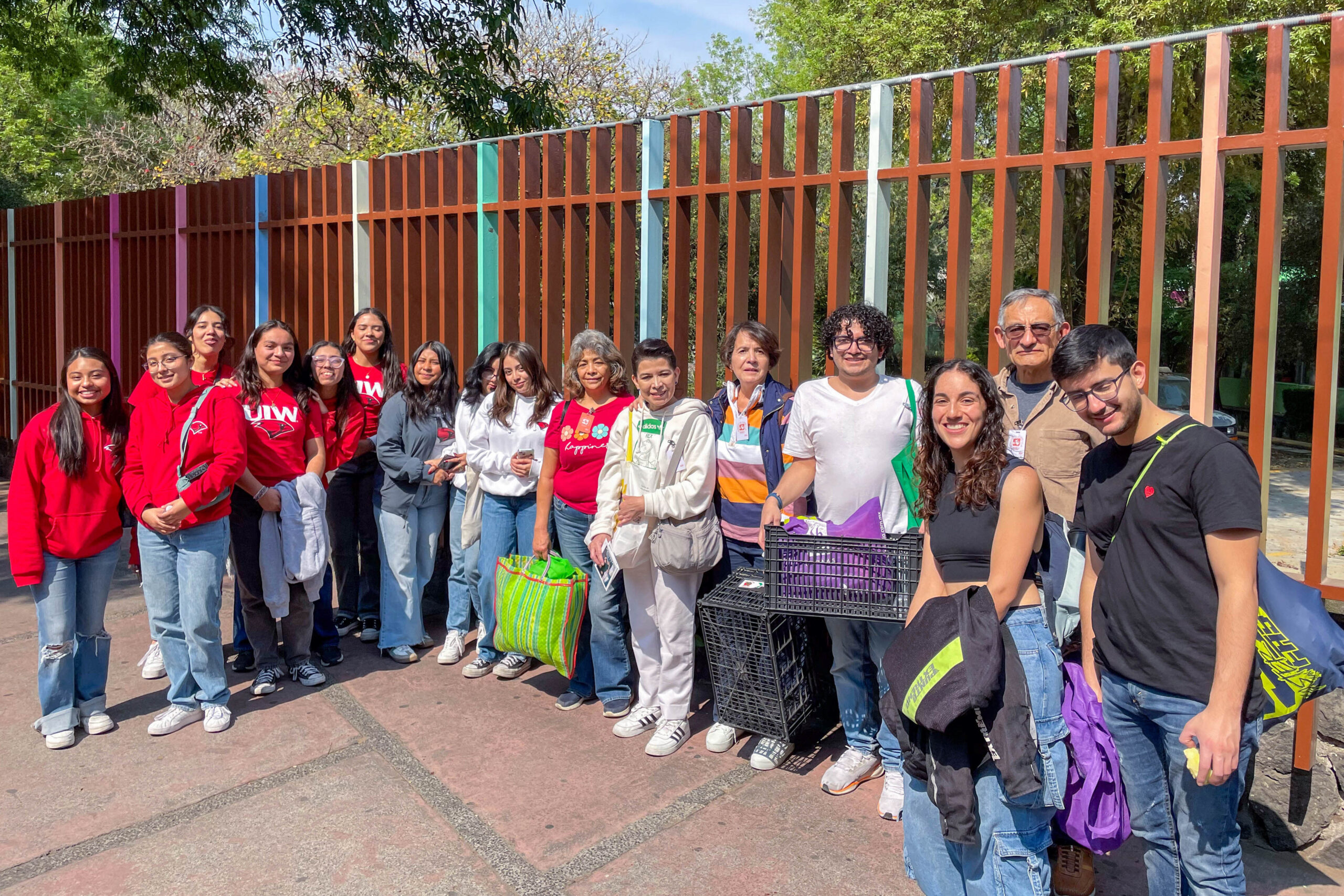 Campus Ministry I Entrega Kits de alimentos en Hospitales
